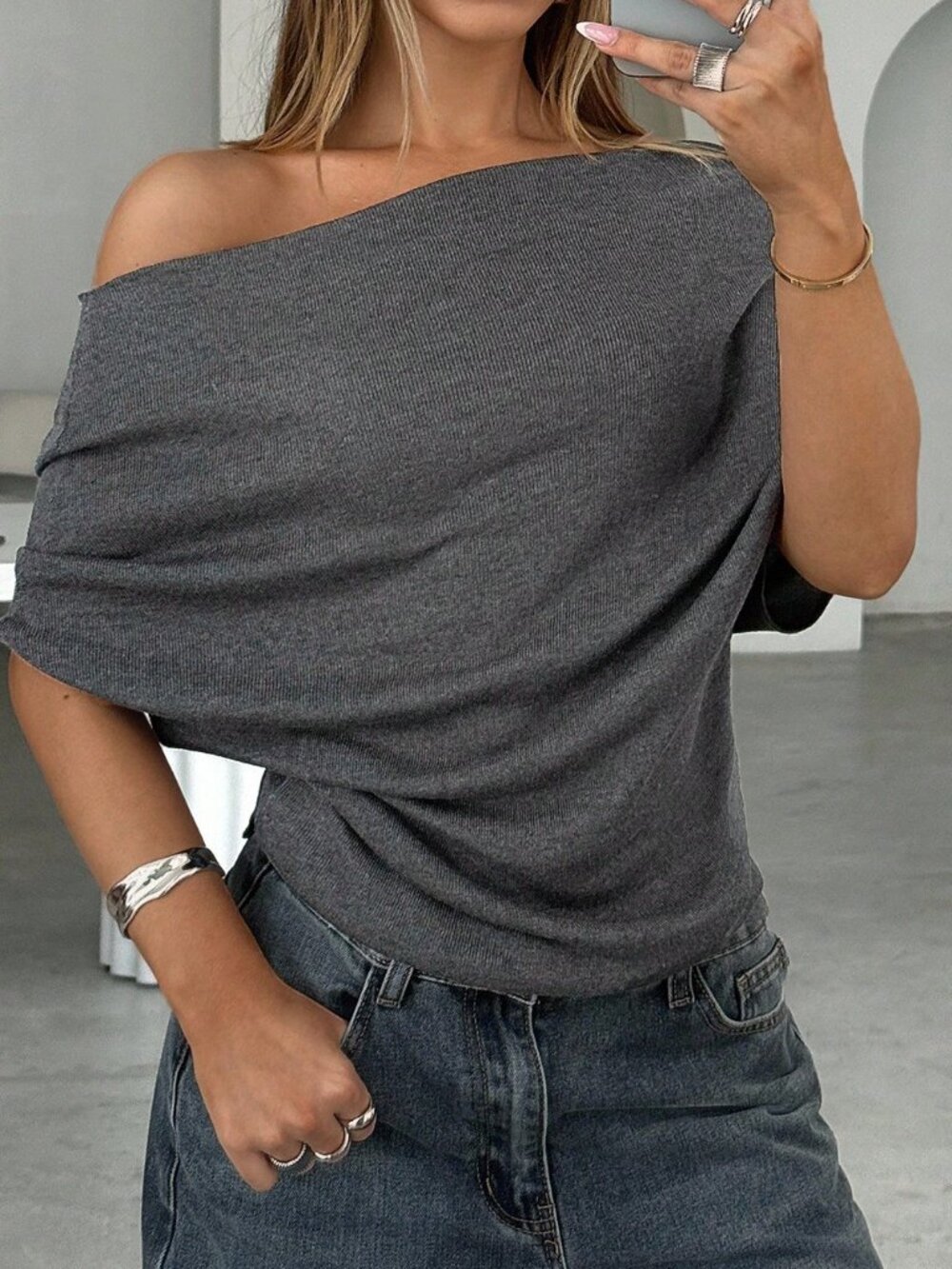 Dark Grey Casual Women's Off-Shoulder Loose Neck Short Sleeve Knitted Sweater